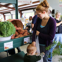 photo: shopping for fresh vegetables